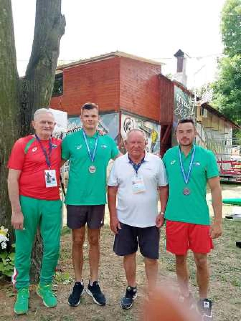 Radoslav Stefanov and Veselin Valchov, Leonid Derevianko, Ognyan Simeonov